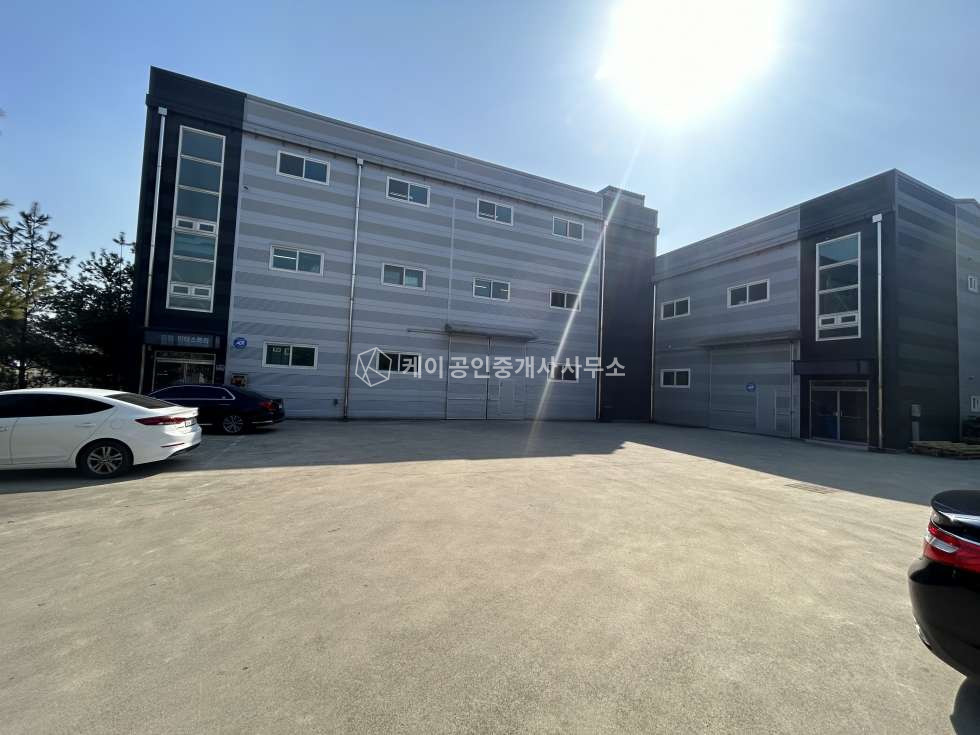 경기 고양일산동구 사리현동 일산동구 사리현동 사리현Ic 3분거리 넓은 단동마당 신축급 공장,창고 ,1,2종근생창고 월세 매물번호 10493 사진 1