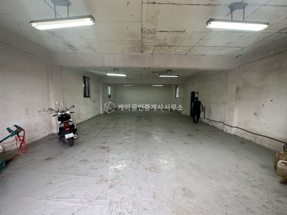경기 고양일산동구 성석동 일산동구 성석동 설문Ic 인근, 가격저렴한 2종근생 (제조) 창고 임대 월세 매물번호 10166 사진 1