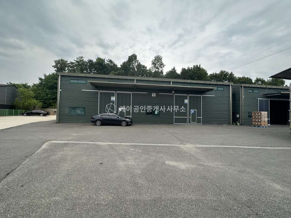 경기 고양일산동구 성석동 3동 일산동구 성석동 40피트 트레일러 진입용이, 넓은 단독마당 113평 창고 통임대 월세 매물번호 10085 사진 1