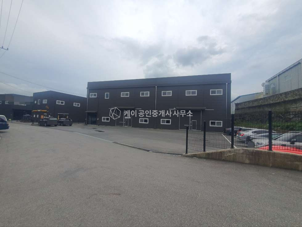 경기 파주시 연다산동 단독마당 넓은 주차장 신축급공장 1층2층통임대 월세 매물번호 10342 사진 1