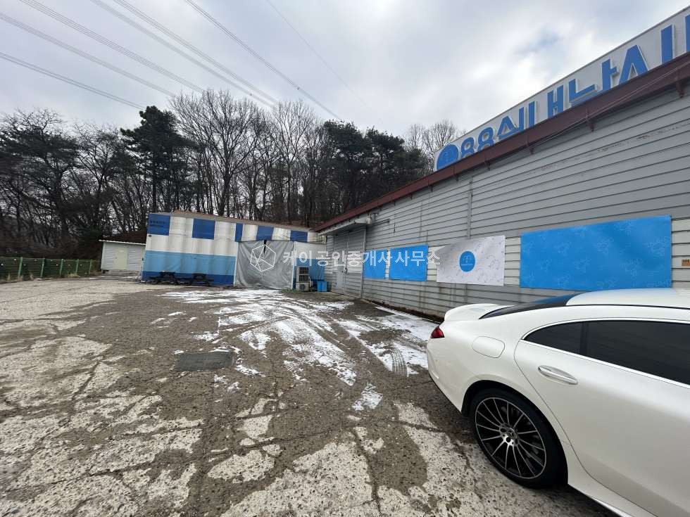 경기 고양덕양구 관산동 가동 실내낚시터 창고형매물, 2종근생, 단독마당 월세 매물번호 10536 사진 2