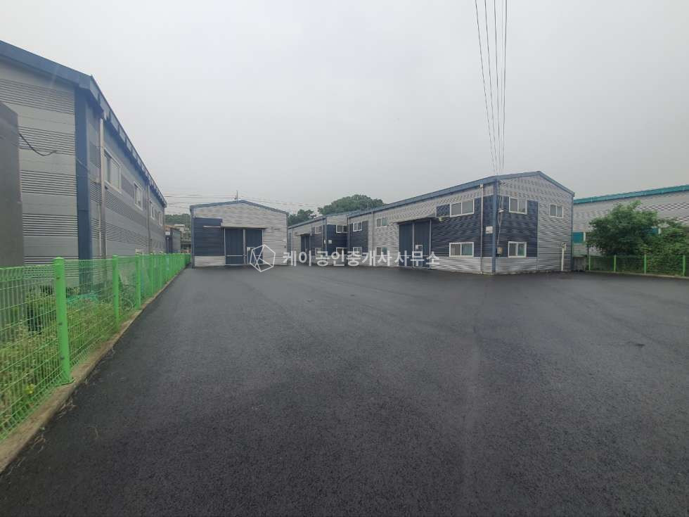 경기 파주시 월롱면 도내리 1동 월롱IC인근 60px3 1,2종 근생 넓은마당 창고임대 월세 매물번호 10245 사진 2
