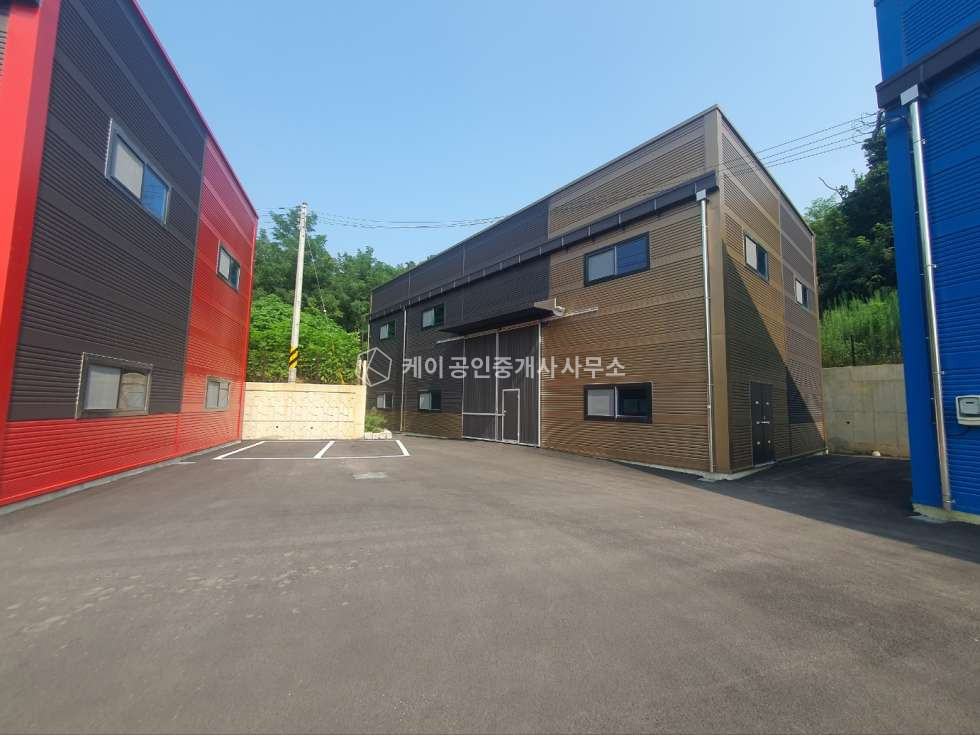 경기 파주시 파주읍 봉암리 1동 파주역인근 신축 60px3동 일괄 및 분할 임대 가능 최상 컨디션 월세 매물번호 10235 사진 2