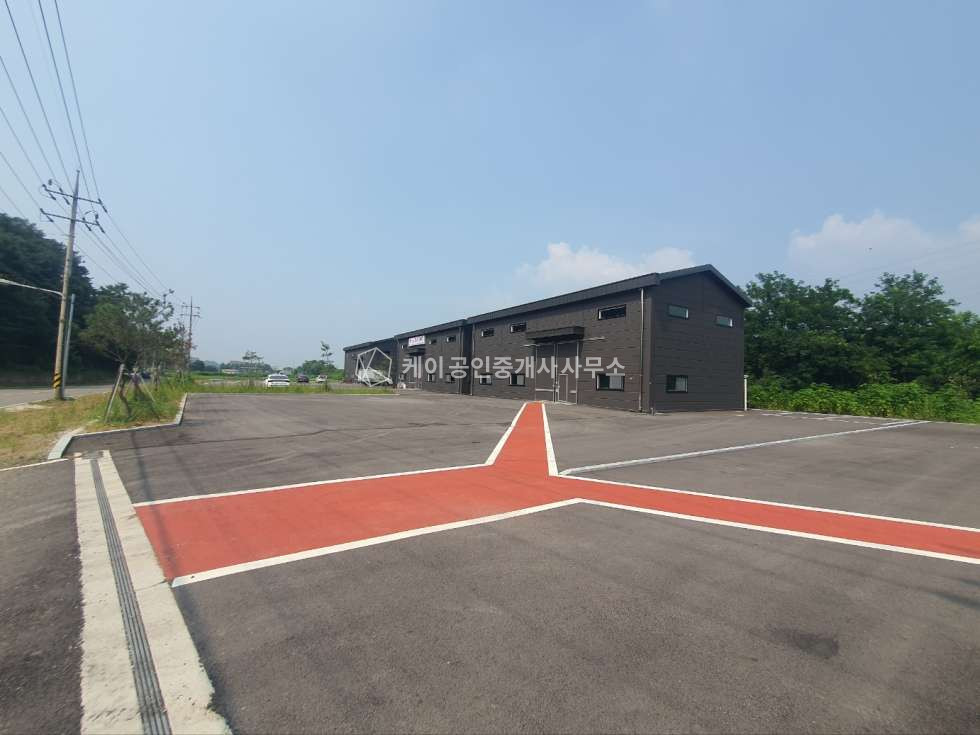 경기 파주시 월롱면 능산리 1동 산단IC4분 57p 1종근생소매 대형마당 단독사용 신축급 창고 매매 매매 매물번호 10234 사진 1