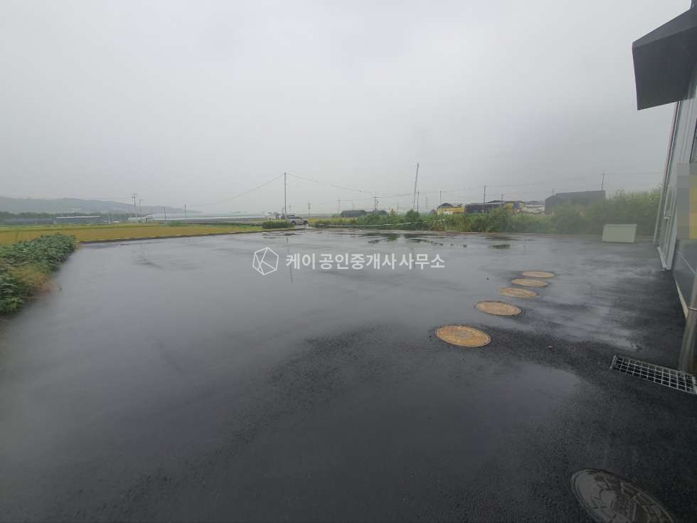 경기 고양일산서구 구산동 48p 마당 165p 송산IC5분, 신축 대형마당 단독사용 창고 월세 매물번호 10411 사진 6