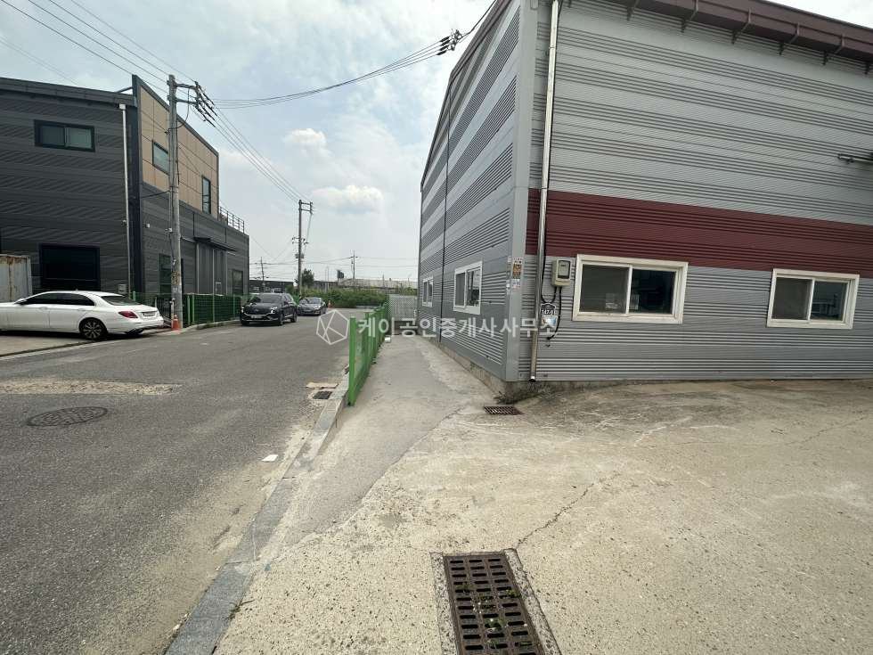 경기 고양일산동구 성석동 A동 일산동구 성석동 4차선 도로 인접 마당넓은 60평X2동 2종근생제조 창고 임대 월세 매물번호 10086 사진 7