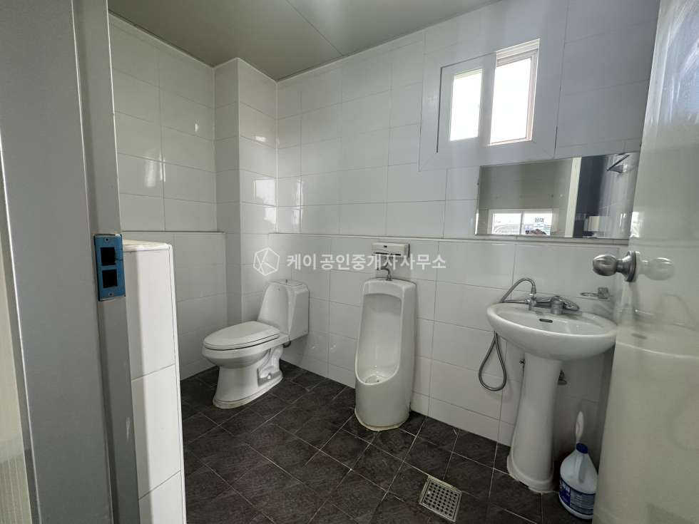 경기 고양일산동구 성석동 A동 일산동구 성석동 4차선 도로 인접 마당넓은 60평X2동 2종근생제조 창고 임대 월세 매물번호 10086 사진 16