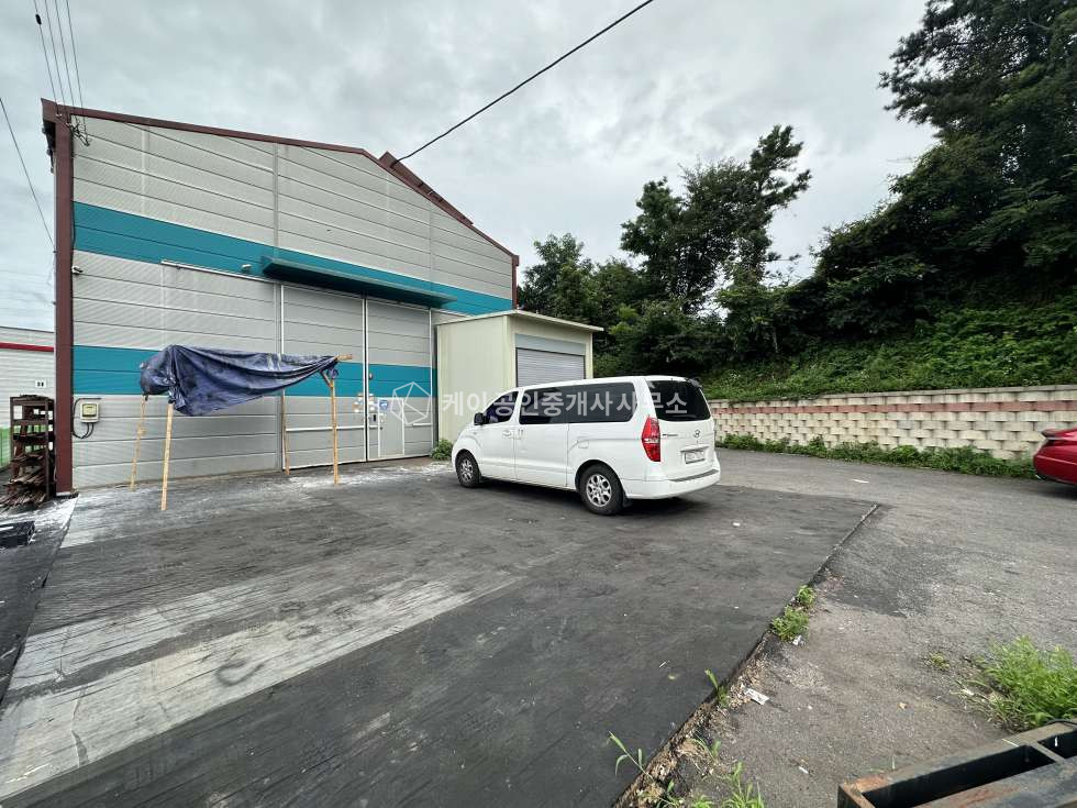 경기 고양일산동구 지영동 3동 일산동구 지영동 설문Ic 내부사무실 관리잘된 제조업 등록가능한 100평 공장 창고 월세 매물번호 10195 사진 7