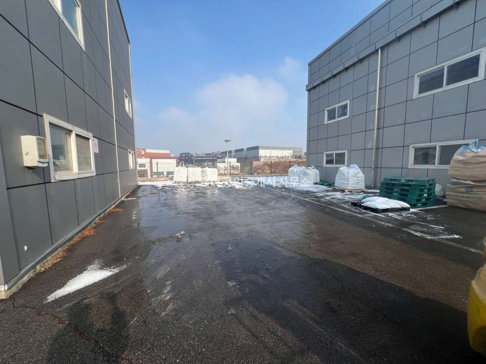 경기 고양일산동구 설문동 5동 103평 창고, 40피트 진입가능, 설문ic 1.9km, 컨테이너 설치 가능 월세 매물번호 10546 사진 6