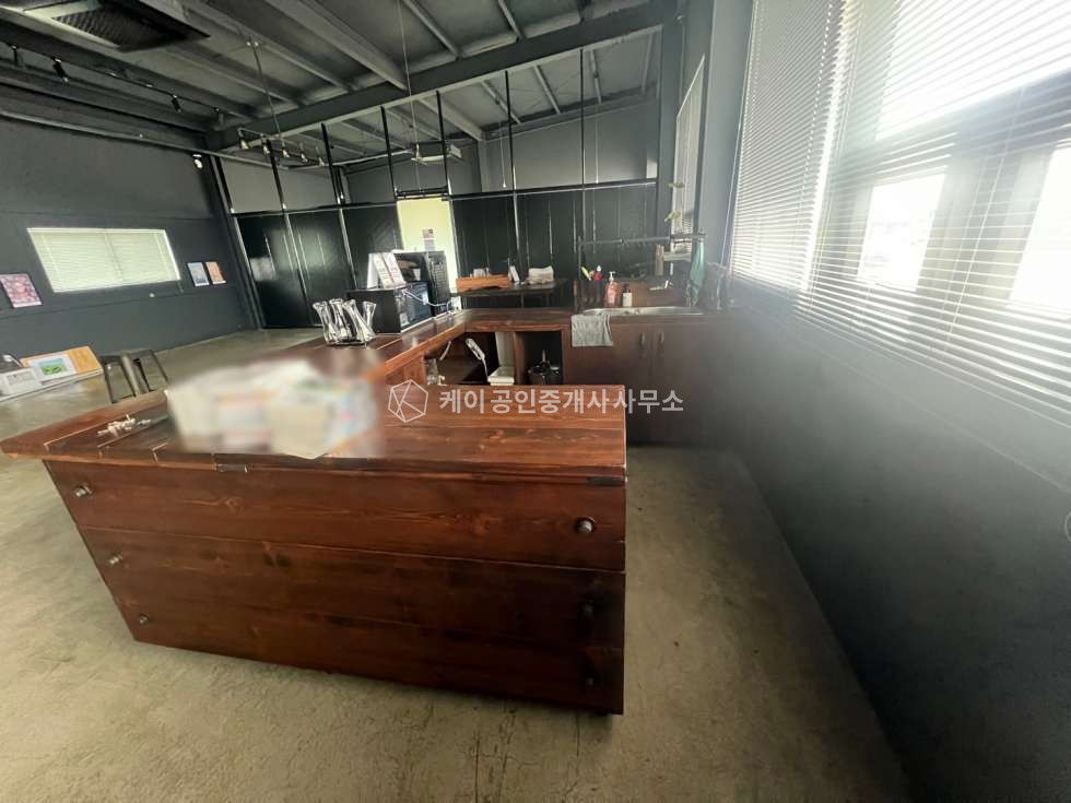 경기 파주시 상지석동 2층 건물에 2층 60평임대, 통임대 가능,대로변접 위치 좋음 월세 매물번호 10626 사진 6