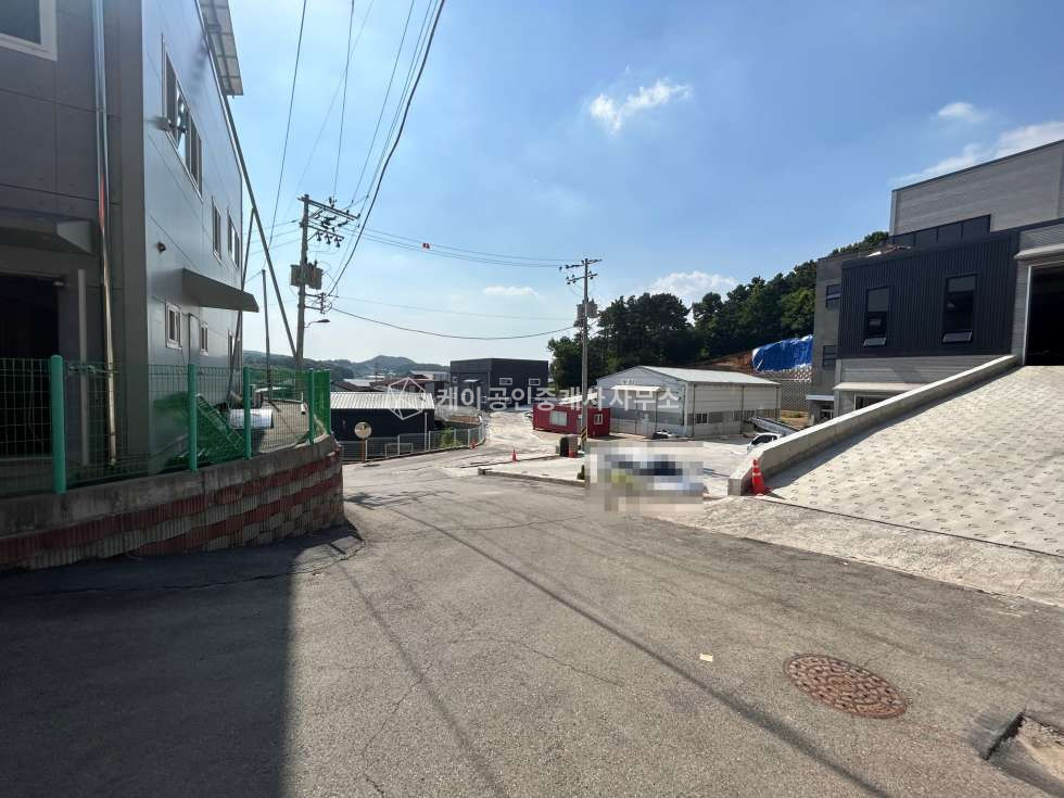 경기 파주시 맥금동 가동 실평120, 공장, 넓은마당, 40fit 츄레라가능 월세 매물번호 10143 사진 4