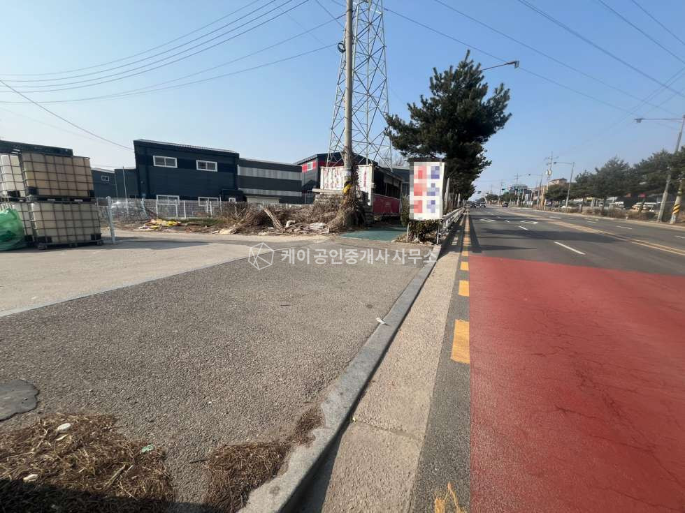 경기 김포시 대곶면 대능리 가동 4차선 대로변접, 광고노출 효과 좋음, 60평 1종근생, 넓은 공동마당 월세 매물번호 10640 사진 8