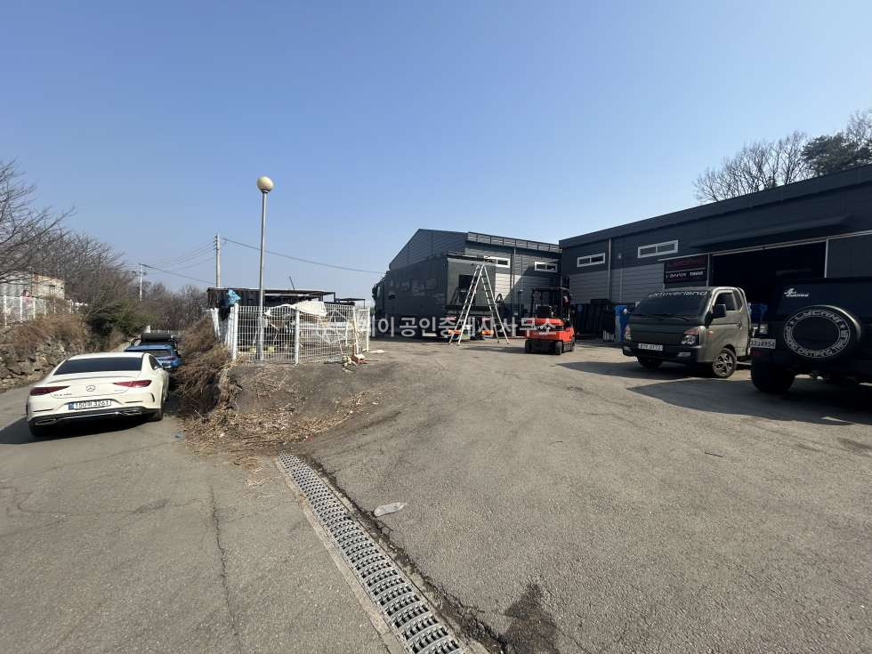 경기 고양일산동구 설문동 주건축물제가동 200평, 2종 제조, 단독마당, 민원무 월세 매물번호 10656 사진 8