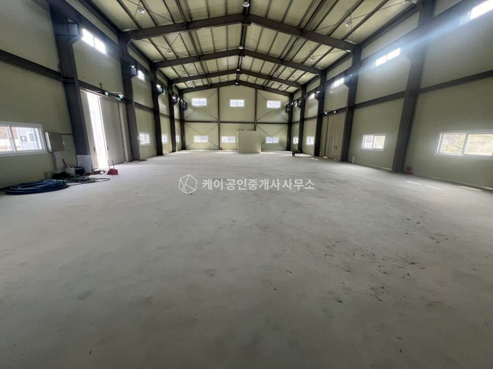 경기 김포시 대곶면 약암리 공장 290평, 사무실 22평, 뒷마당까지 활용 가능한 신축공장 월세 매물번호 10696 사진 5