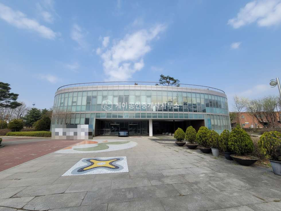 경기 파주시 문발동 문발동 출판단지내, 연1100평 건물 통임대, 전력 500kw, 대중교통 이용 월세 매물번호 10729 사진 1