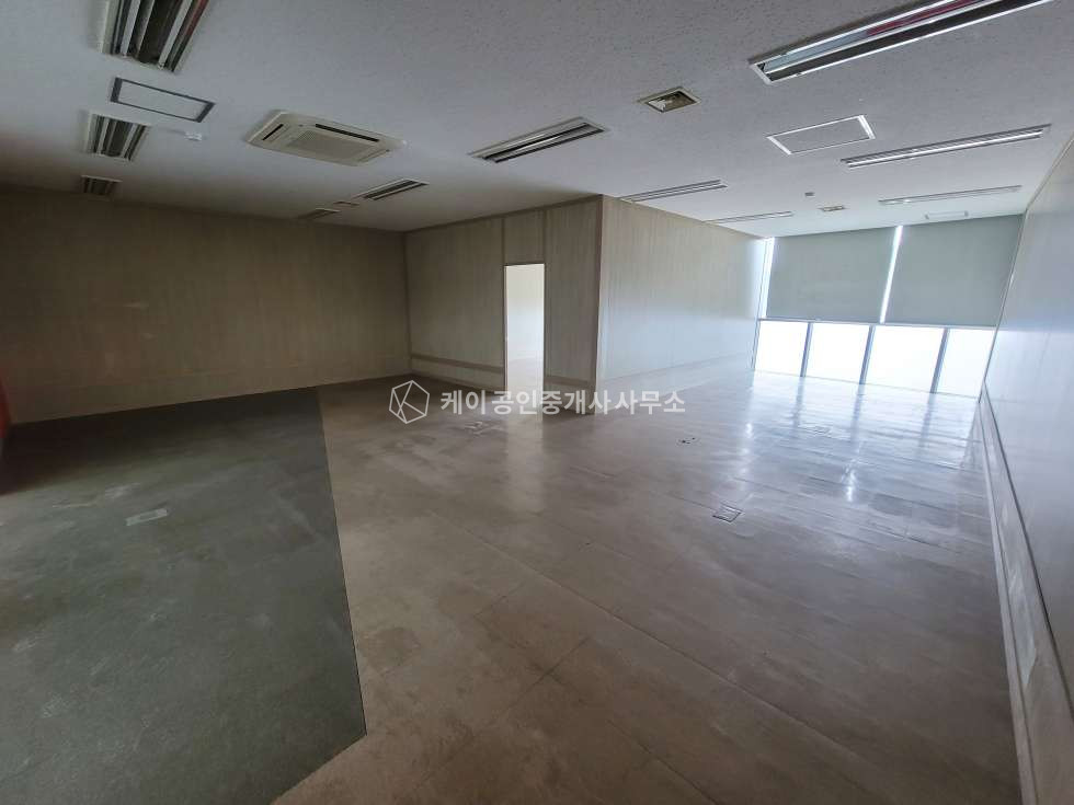 경기 파주시 문발동 문발동 출판단지내, 연1100평 건물 통임대, 전력 500kw, 대중교통 이용 월세 매물번호 10729 사진 19