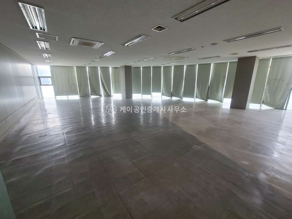 경기 파주시 문발동 문발동 출판단지내, 연1100평 건물 통임대, 전력 500kw, 대중교통 이용 월세 매물번호 10729 사진 20