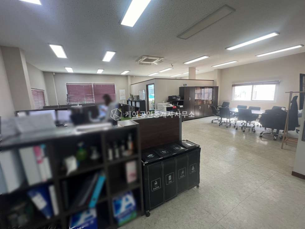 경기 고양일산동구 지영동 대형 단독마당, 60평 두동 동시임대, 전차량 진입가능 월세 매물번호 10753 사진 2