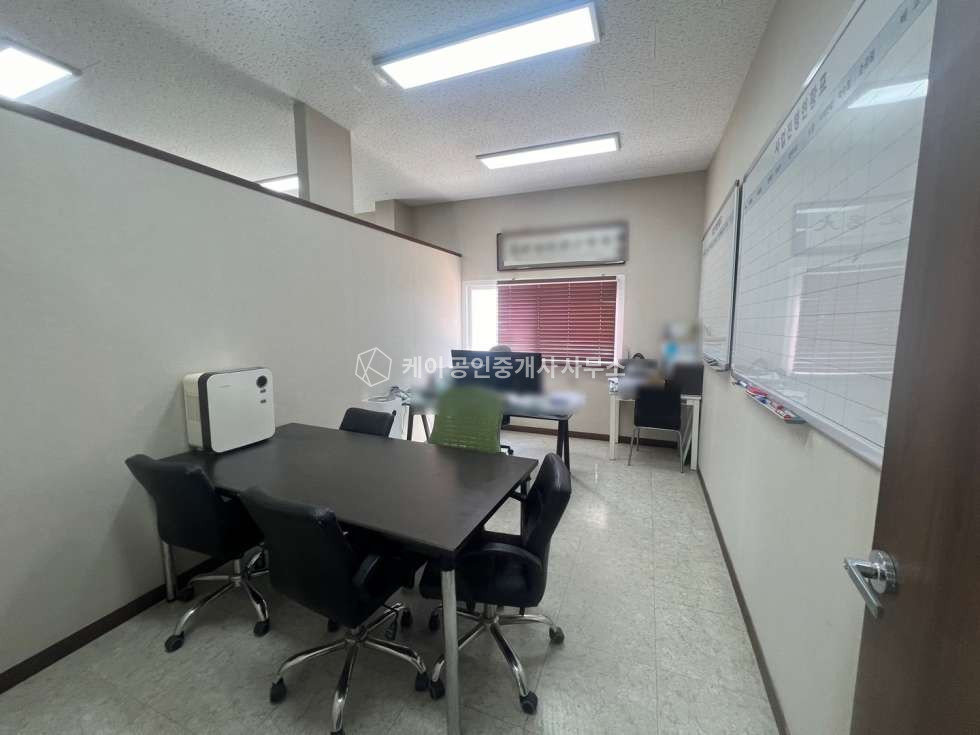 경기 고양일산동구 지영동 대형 단독마당, 60평 두동 동시임대, 전차량 진입가능 월세 매물번호 10753 사진 3