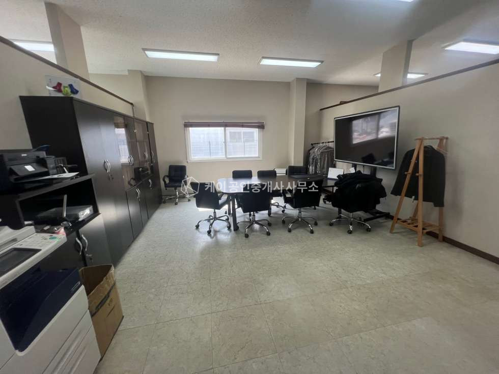 경기 고양일산동구 지영동 대형 단독마당, 60평 두동 동시임대, 전차량 진입가능 월세 매물번호 10753 사진 5