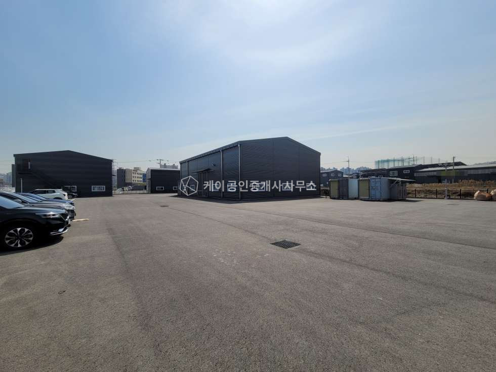 경기 김포시 양촌읍 석모리 신축 첫입주, 층고 높은 약9m, 연 173평, 2종근생, 김포한강로 진입 5분, 대형차량 진입가능 월세 매물번호 10765 사진 6