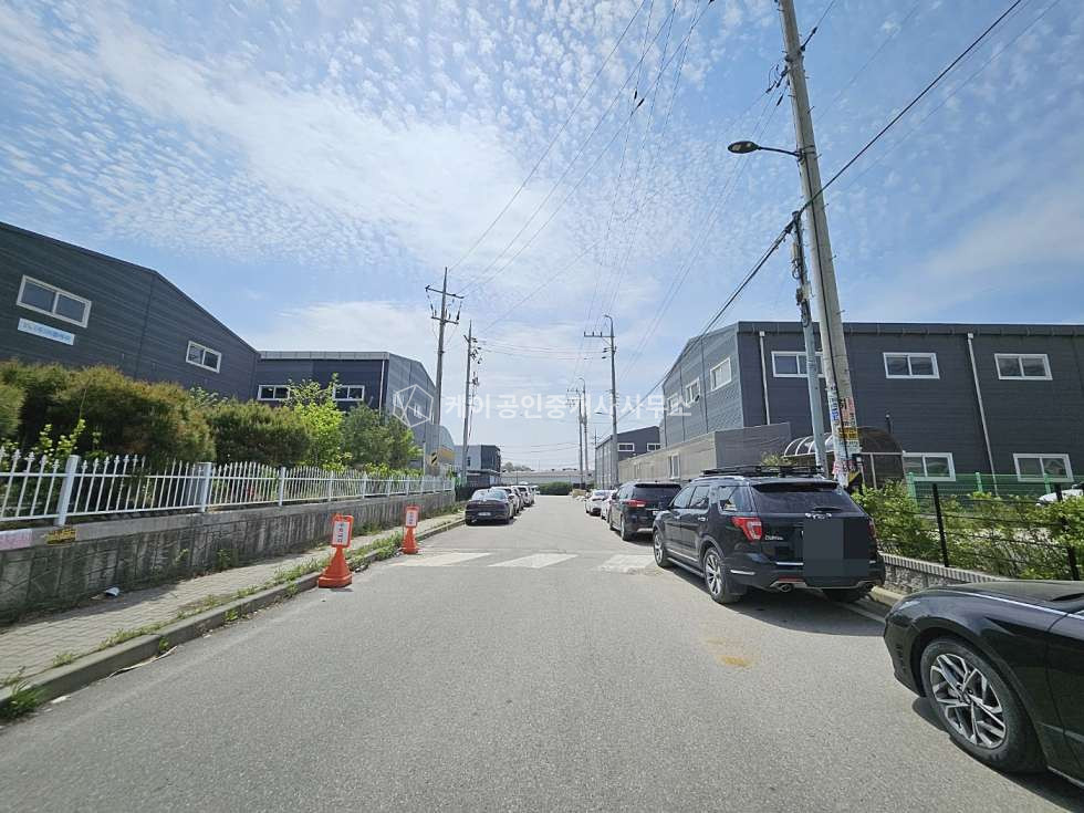 경기 화성만세구 남양읍 신남리 마도.화성 IC인근, 반듯한 대지, 40피트 츄레라 회전가능 , 사무동.기숙사 .호이스트 완비 매매 매물번호 10796 사진 7