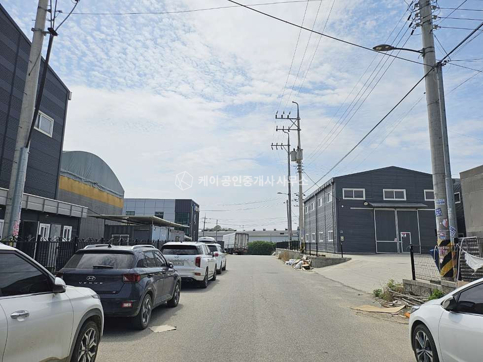 경기 화성만세구 남양읍 신남리 마도.화성 IC인근, 반듯한 대지, 40피트 츄레라 회전가능 , 사무동.기숙사 .호이스트 완비 매매 매물번호 10796 사진 9