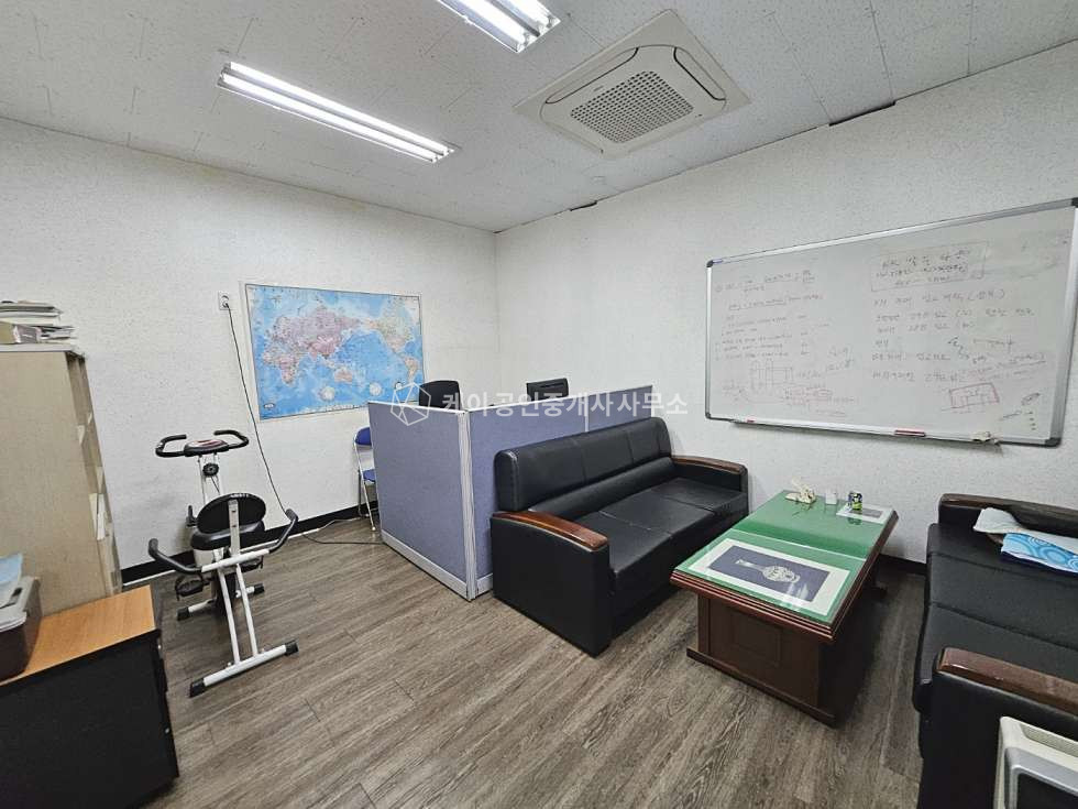 경기 화성만세구 팔탄면 덕우리 2차선 도로 접한, 호이스트 30t보유, 발안ic 인근, 분진액체도장부스, 태양광시설 매매 매물번호 10797 사진 16