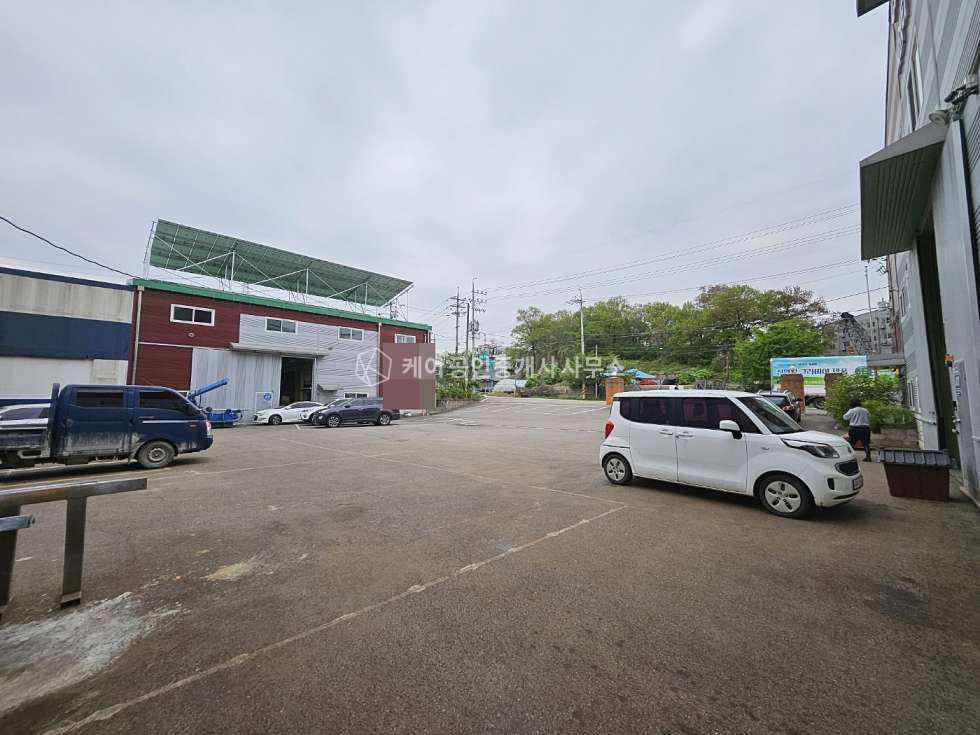 경기 화성만세구 팔탄면 덕우리 2차선 도로 접한, 호이스트 30t보유, 발안ic 인근, 분진액체도장부스, 태양광시설 매매 매물번호 10797 사진 21