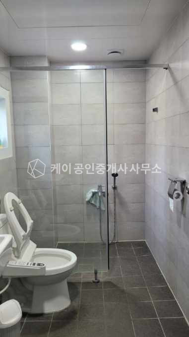 경기 파주시 조리읍 능안리 설문ic 5분이내, 대지 133평, 연면적 53평, 2종근생 매매, 복층 추가공간 12평, 단독마당 매매 매물번호 10646 사진 8