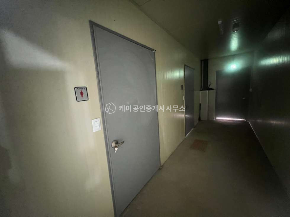 경기 김포시 대곶면 석정리 1동 창고 260평, 사무동 148평, 2차선대로변접, 단독마당, 신축급 컨디션 월세 매물번호 10846 사진 5