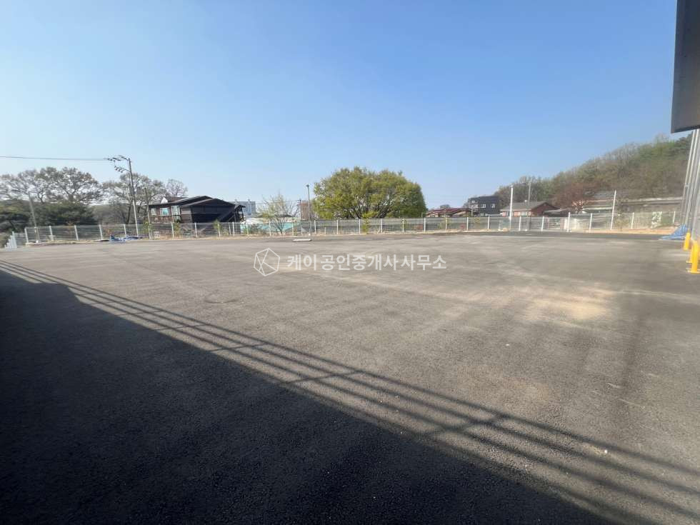 경기 고양일산동구 성석동 567평 대형 물류창고, 앞마당 285평 전용사용, 즉시입주가능 월세 매물번호 10847 사진 3
