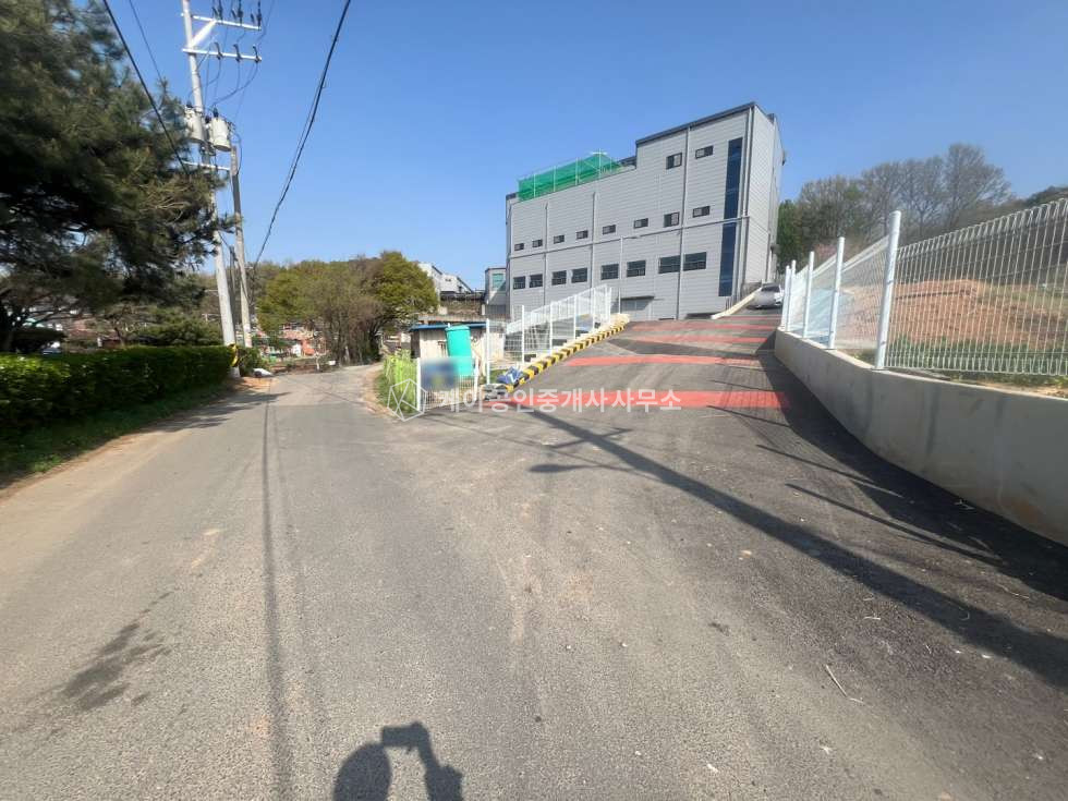 경기 고양일산동구 성석동 567평 대형 물류창고, 앞마당 285평 전용사용, 즉시입주가능 월세 매물번호 10847 사진 4