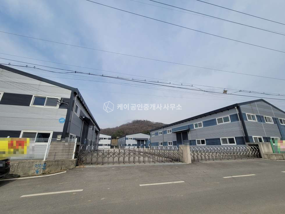 경기 파주시 조리읍 뇌조리 조리읍 연427평, 총 4개동, 하수직관, 2종근생 제조, 대형차 진입, 넓은마당, 금촌ic 10분이내 매매 매물번호 10664 사진 8