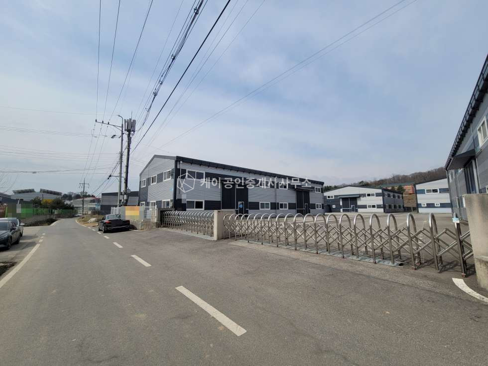 경기 파주시 조리읍 뇌조리 조리읍 연 213평, 2종근생, 하수직관, 대형차량진입, 넓은마당, 금촌ic 10분 매매 매물번호 10867 사진 10