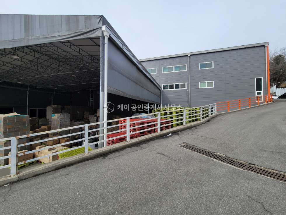 경기 파주시 오도동 파주시 2차선변 대형물류창고, 위치 좋음, 40ft 츄레라, 1,2층 각각 진입 가능, 단독마당, 운정신도시 인접, 매매도 가능 월세 매물번호 10581 사진 7