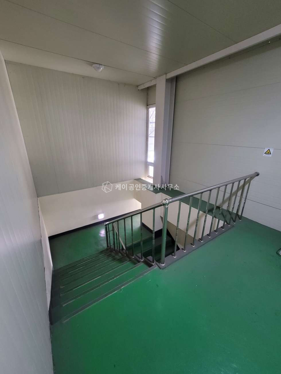 경기 파주시 오도동 파주시 2차선변 대형물류창고, 위치 좋음, 40ft 츄레라, 1,2층 각각 진입 가능, 단독마당, 운정신도시 인접, 매매도 가능 월세 매물번호 10581 사진 21