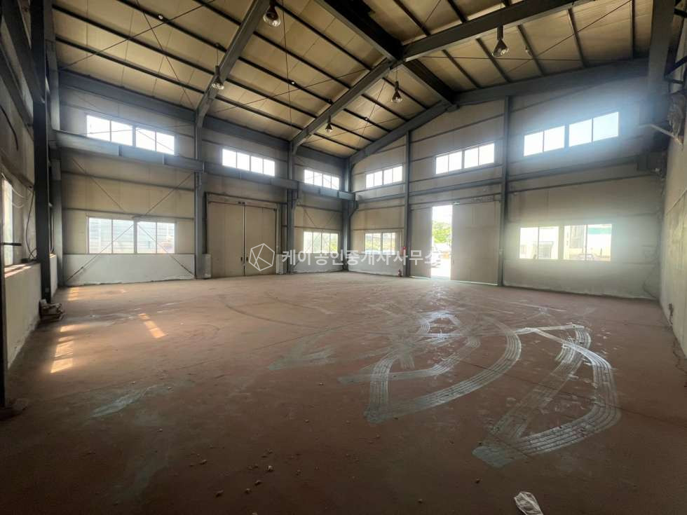 경기 김포시 하성면 원산리 A동 고전력 200kw, 네모 반듯한 75평 공장, 전차량 진입가능 월세 매물번호 10902 사진 2