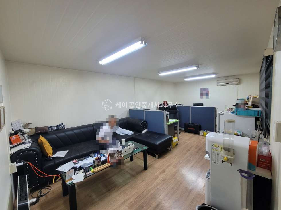 경기 고양일산동구 백석동 백석동 귀한매물 , 제2자유로 1분, 연120평 2종근생, 하수직관, 단독마당, 도로변 광고홍보효과, 대중교통 월세 매물번호 10984 사진 6