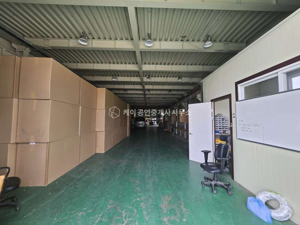 경기 김포시 통진읍 수참리 40피트츄레라O, 고전력200kw, 호이스트 4기, 통진IC인근, 도로지분없음, 리모델링 완료된 깔끔한 공장! 매매 매물번호 11018 사진 3