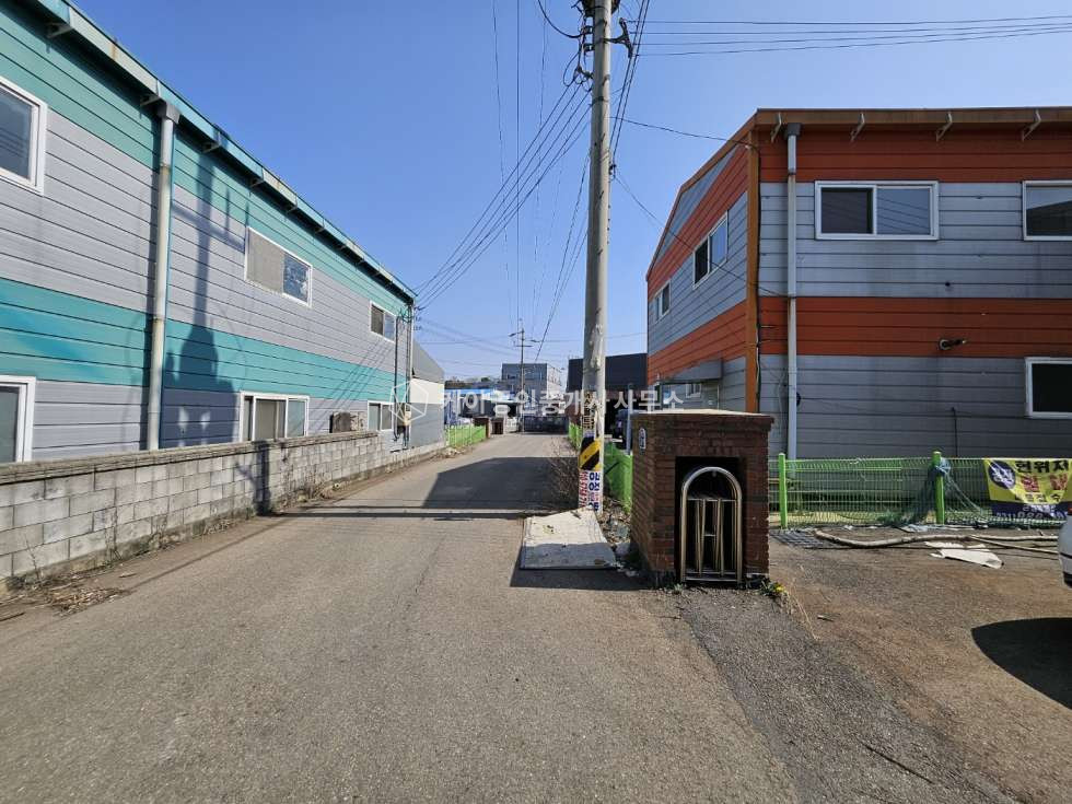 경기 김포시 통진읍 옹정리 기숙사완비, 25톤 차량진출! 단독마당! 월세 매물번호 10717 사진 8