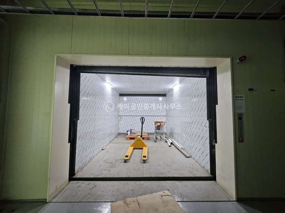 경기 김포시 양촌읍 학운리 가동 총2,396평 공장, 분할임대 가능, 넓은 단독마당, 전차량 진입가능 월세 매물번호 11040 사진 9