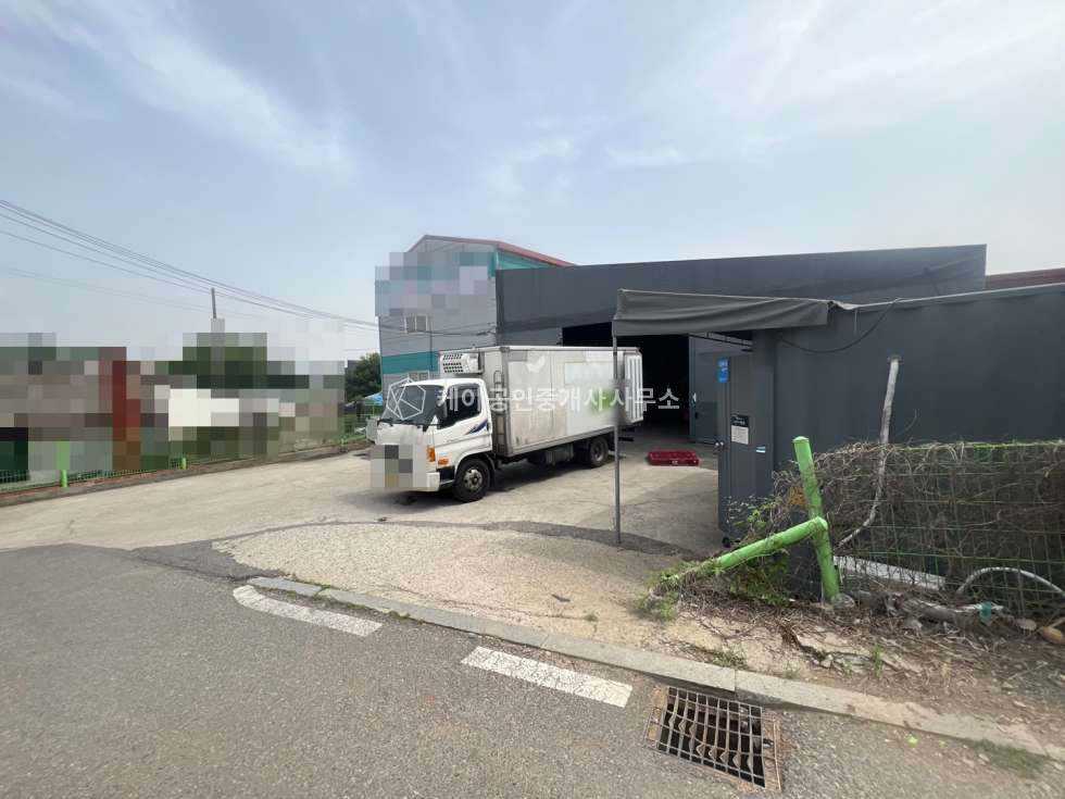 경기 김포시 고촌읍 태리 김포ic 2.7km, 층고9.5m, 건90평+가설70평, 위치좋은 2종근생 매매 매물번호 11045 사진 7