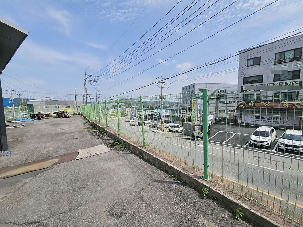 경기 화성만세구 팔탄면 하저리 현재 임대수익 좋은, 비봉IC. 팔탄JC인근, 2차선 도로 접함, 넓은 마당 매매 매물번호 10799 사진 6