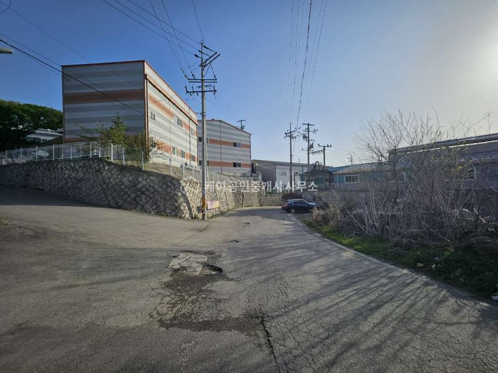 경기 김포시 월곶면 갈산리 2동 갈산공단내 츄레라 진입가능, 전력200 공동마당 넓음! 월세 매물번호 10778 사진 7