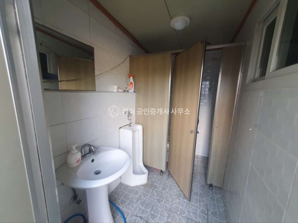 경기 고양일산동구 성석동 고봉로 대로변접, 광고노출 효과 굿!, 앞뒤로 넓은 단독마당,즉시입주 가능 월세 매물번호 11050 사진 5