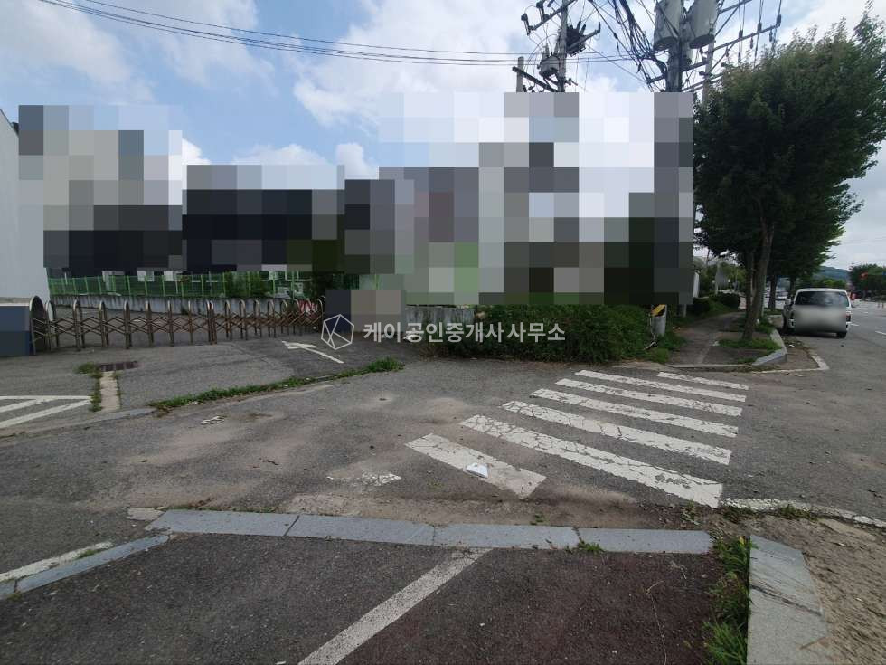 경기 고양일산동구 성석동 고봉로 대로변접, 광고노출효과 최상, 전차량 진입가능, 넓은 주차장, 즉시입주 가능 월세 매물번호 11071 사진 10
