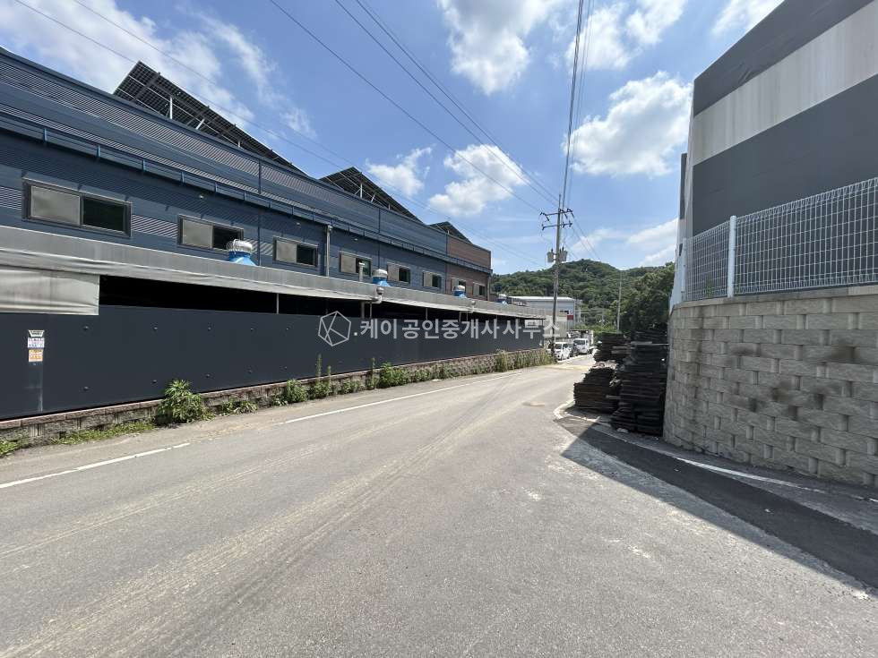 경기 파주시 광탄면 용미리 건폐율20%, 넓은단독마당, 소형창고임대 월세 매물번호 11039 사진 2