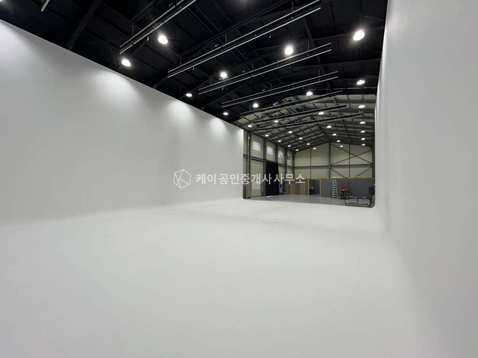 경기 파주시 광탄면 신산리 신산리 대형단독마당 약 150p 창고 월세 매물번호 11103 사진 8