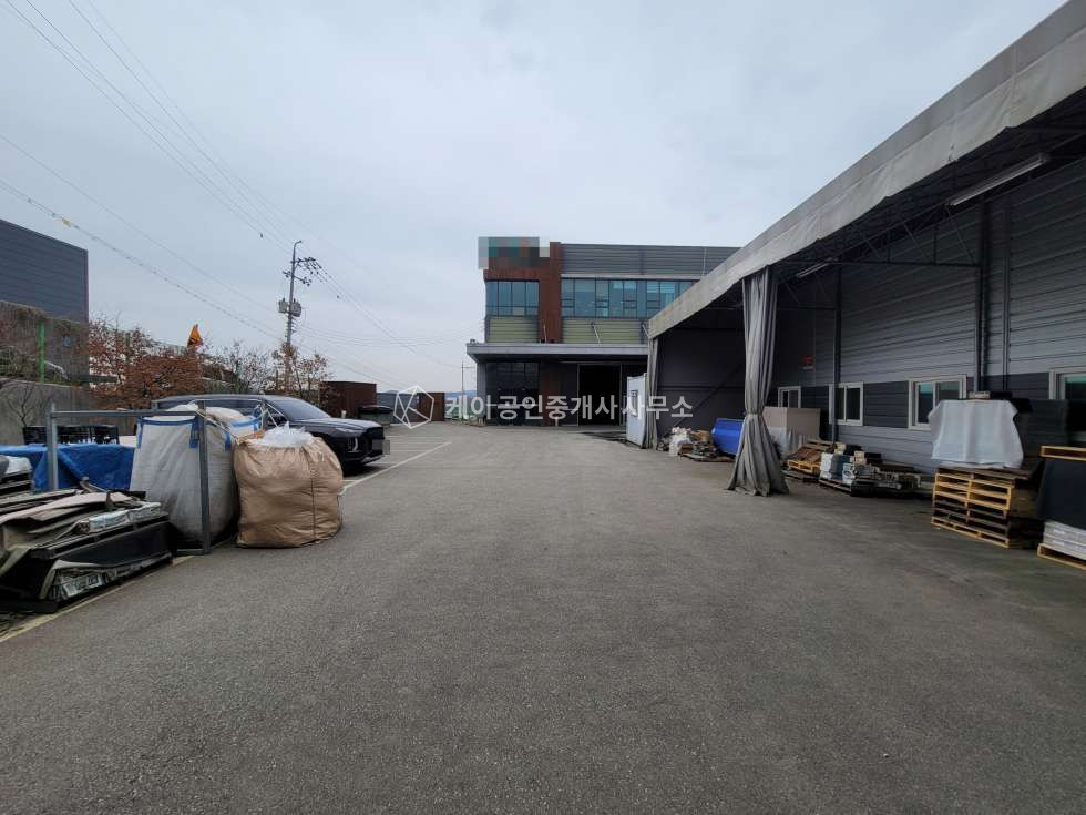 경기 파주시 하지석동 왕복 2차선 도로변, 연 360평 공장, 사옥, 40피트 츄레라, 하수직관, 자유로, 서울문산고속도로 진입 매매 매물번호 10746 사진 7